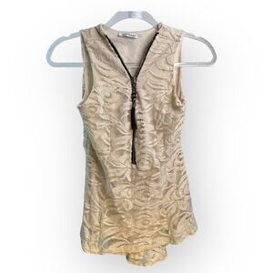 Creme Fraiche Lace Sleeveless Zip Front‎ Beige